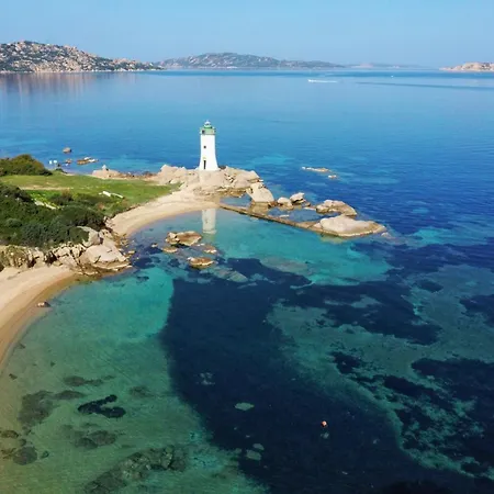 35 Faro - Spazioso Trilocale Sulla Di Porto Faro
