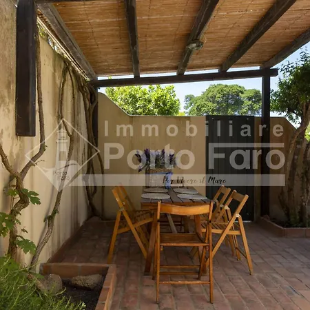 35 Faro - Spazioso Trilocale Sulla Di Porto Faro *